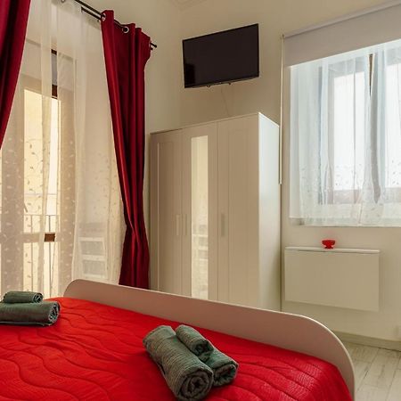 Casta Diva Holiday Rooms Катания Экстерьер фото