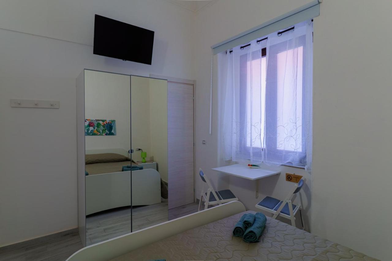 Casta Diva Holiday Rooms Катания Экстерьер фото