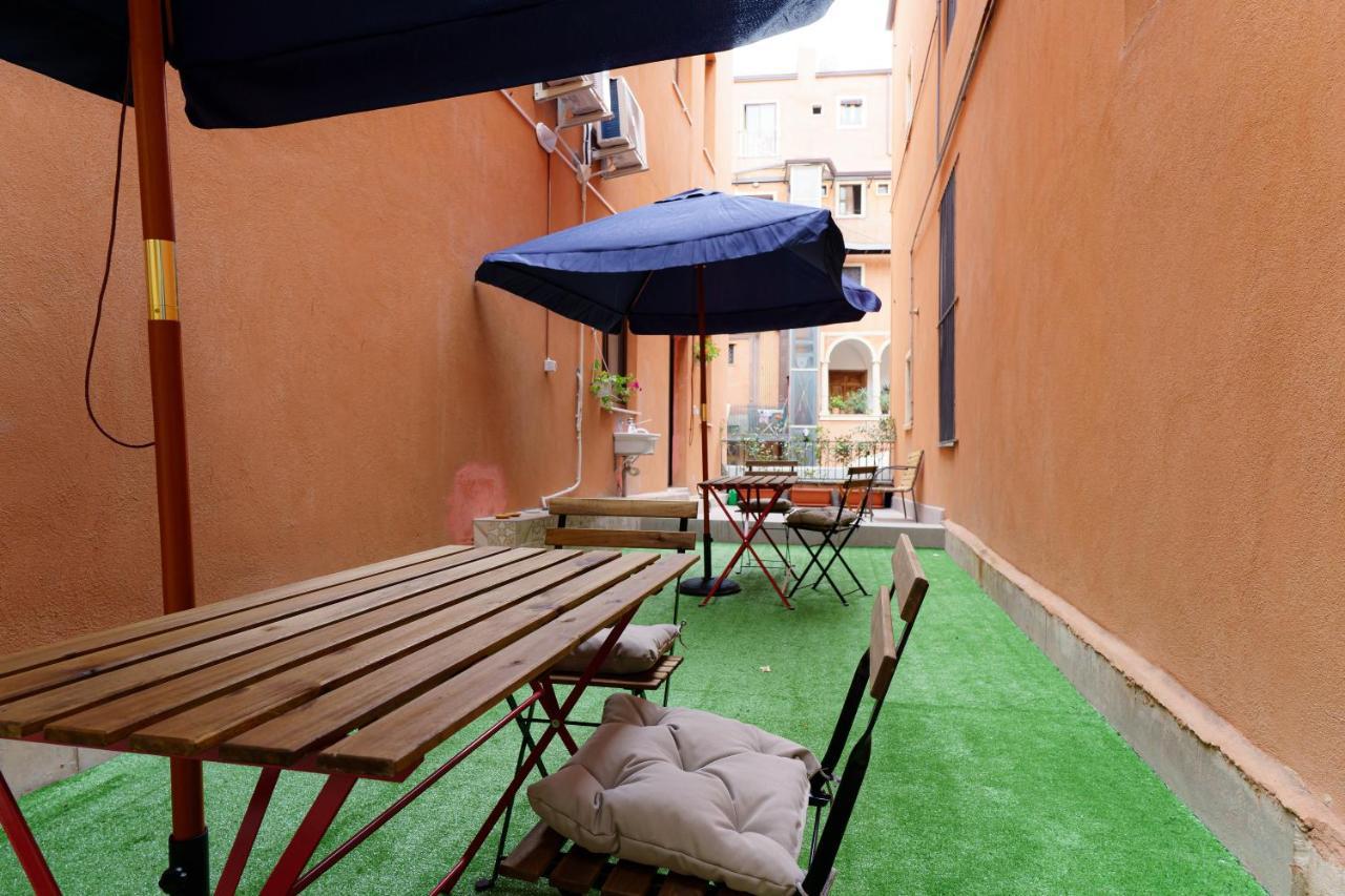 Casta Diva Holiday Rooms Катания Экстерьер фото