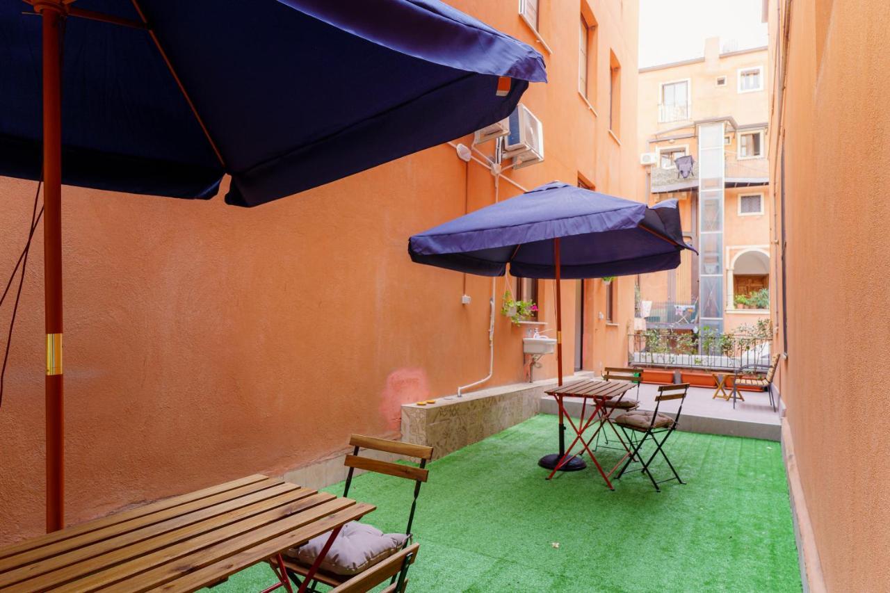 Casta Diva Holiday Rooms Катания Экстерьер фото